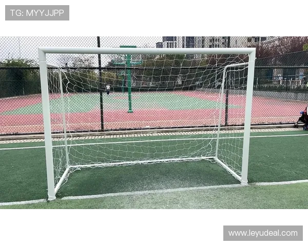 反常识型：足球门框反弹后球是否有效？判罚细节全解析