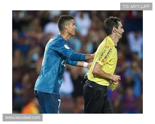 球员如何与裁判沟通才不犯规？规则详解