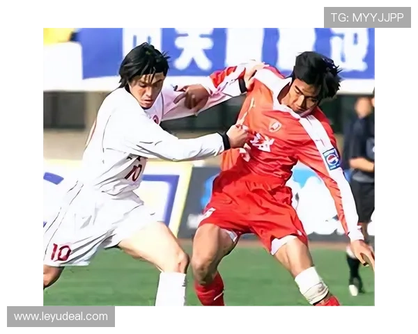 张玉宁家里冰箱贴满训练计划，连喝口水都掐表