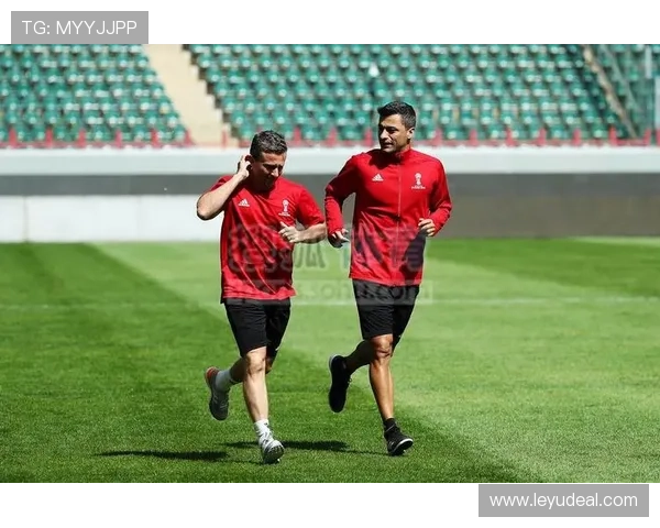 人墙规则解析：裁判判罚标准及犯规认定细节