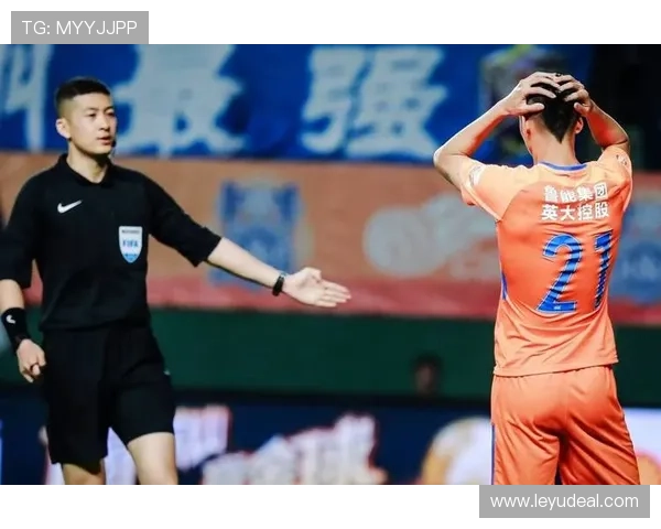 手球判罚标准大揭秘：什么时候必须吹哨，什么时候不算犯规？