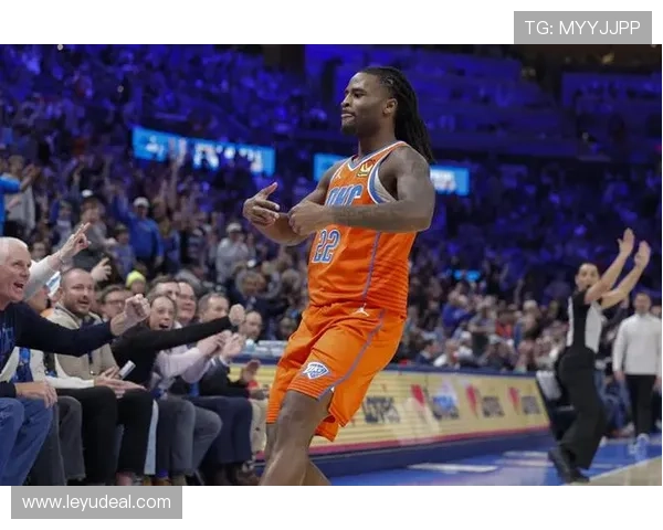 本·华莱士防守强度提升球队篮板率领先队友明显