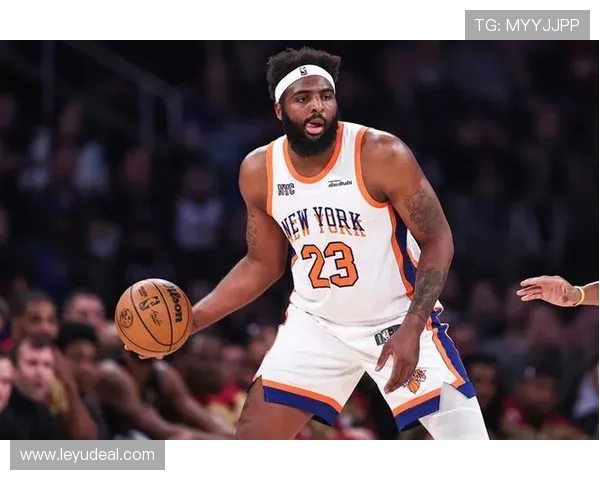 米切尔·罗宾逊内线防守强势 挡拆限制对手得分有效提升球队防守效率